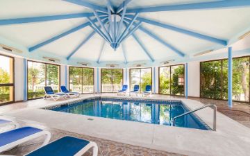 Hotel Globales Reina Cristina - piscina interior